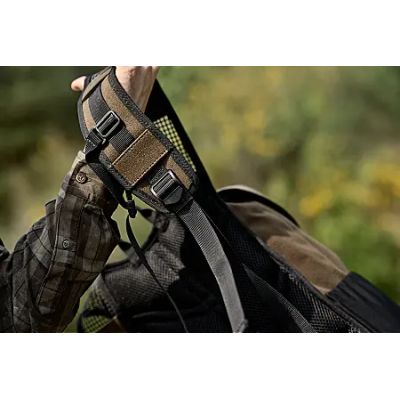 Härkila Forest hunter 12L ruksak