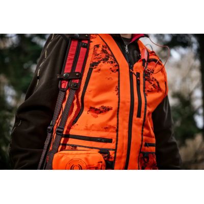 Härkila Wildboar Pro Blaze camo vesta